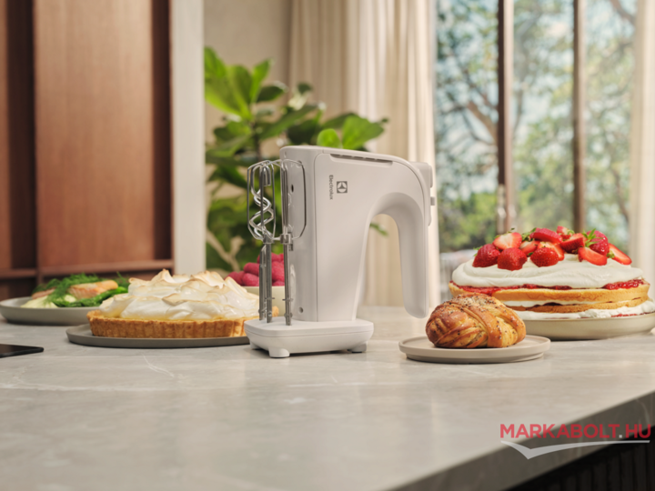 Electrolux EHM4W kézi mixer 2 év garancia